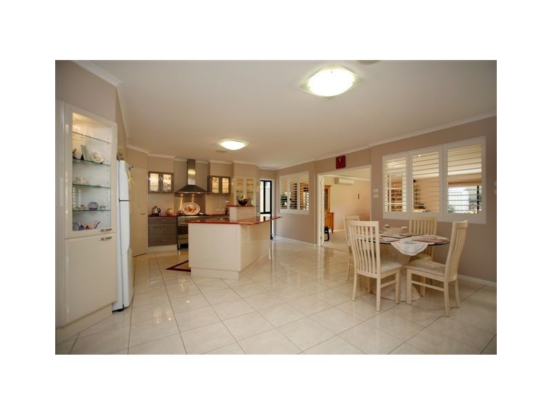 129 Excelsior Parade, Toronto NSW 2283