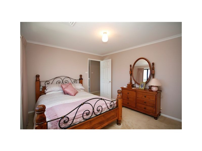 129 Excelsior Parade, Toronto NSW 2283