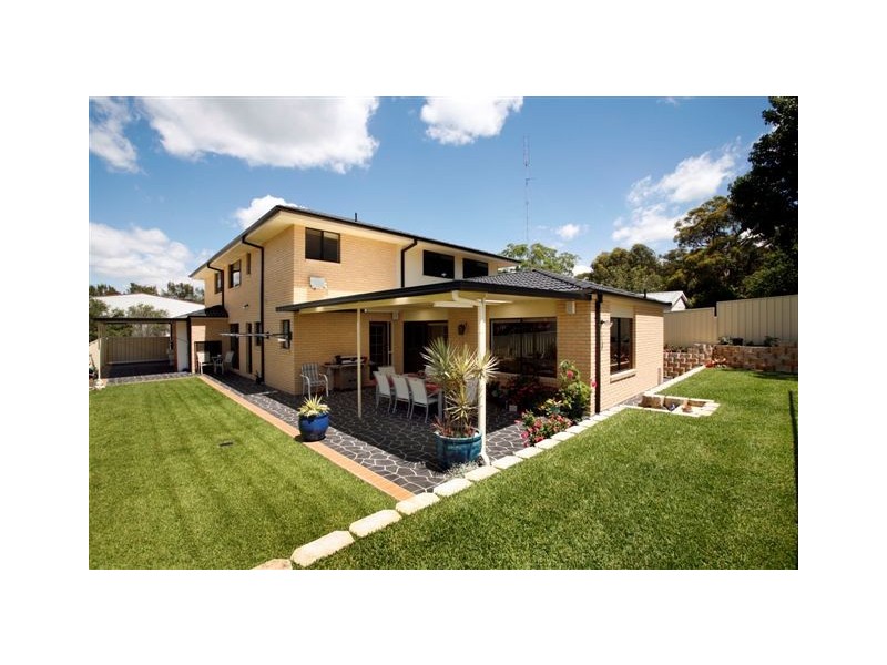 129 Excelsior Parade, Toronto NSW 2283