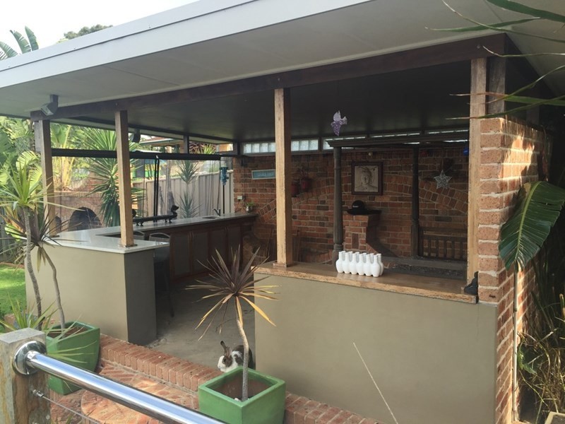 2 Thompson Road, Speers Point NSW 2284