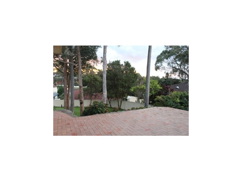 16 Shamrock Close, Woodrising NSW 2284