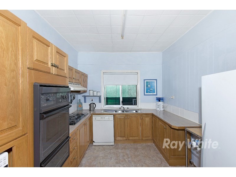 13 Prince Street, Fennell Bay NSW 2283