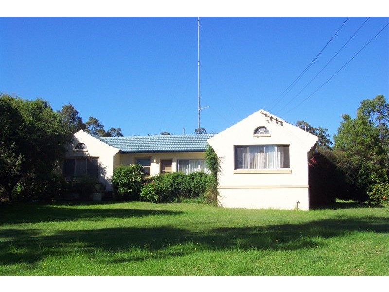 18 High Street, Marmong Point NSW 2284