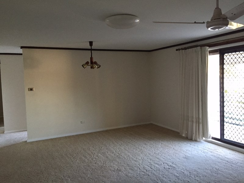 84 Fishing Point Road, Fishing Point NSW 2283