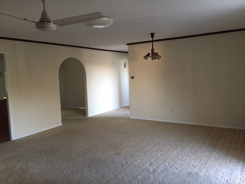 84 Fishing Point Road, Fishing Point NSW 2283