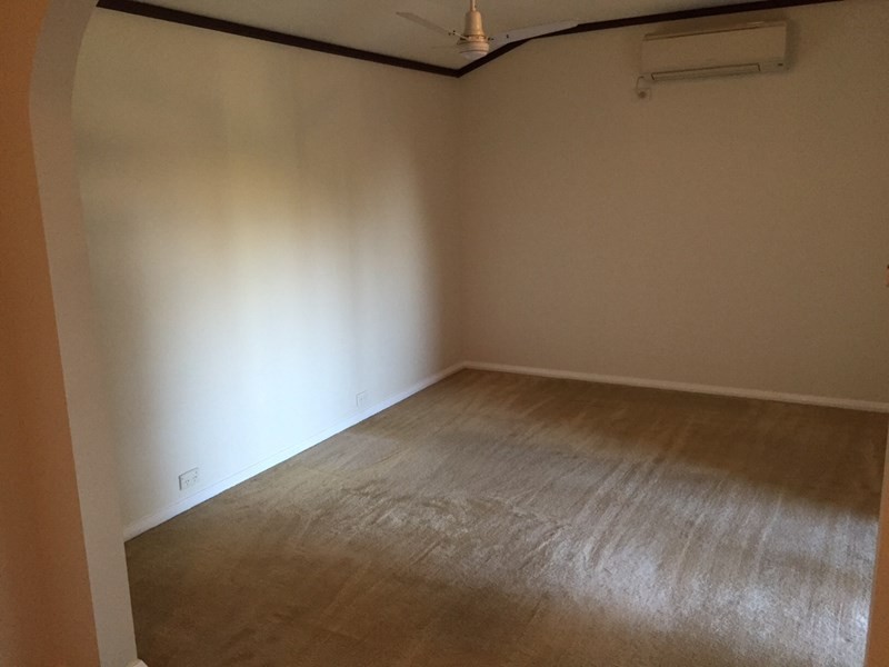 84 Fishing Point Road, Fishing Point NSW 2283