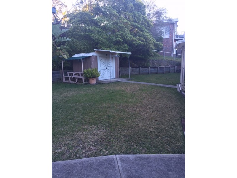 84 Fishing Point Road, Fishing Point NSW 2283