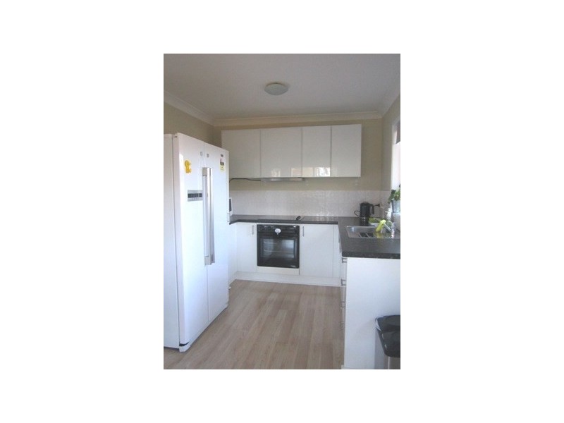 11 Bluewater Avenue, Fassifern NSW 2283