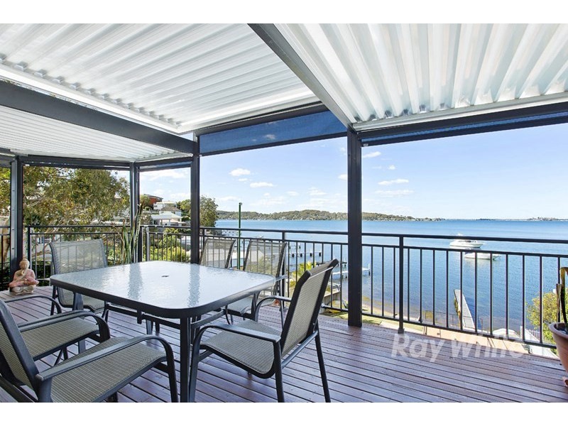 Fishing Point NSW 2283