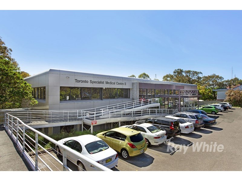 241 Excelsior Parade, Toronto NSW 2283