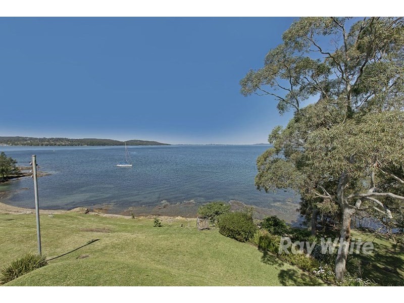 Bolton Point NSW 2283