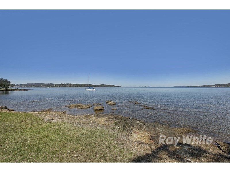 Bolton Point NSW 2283