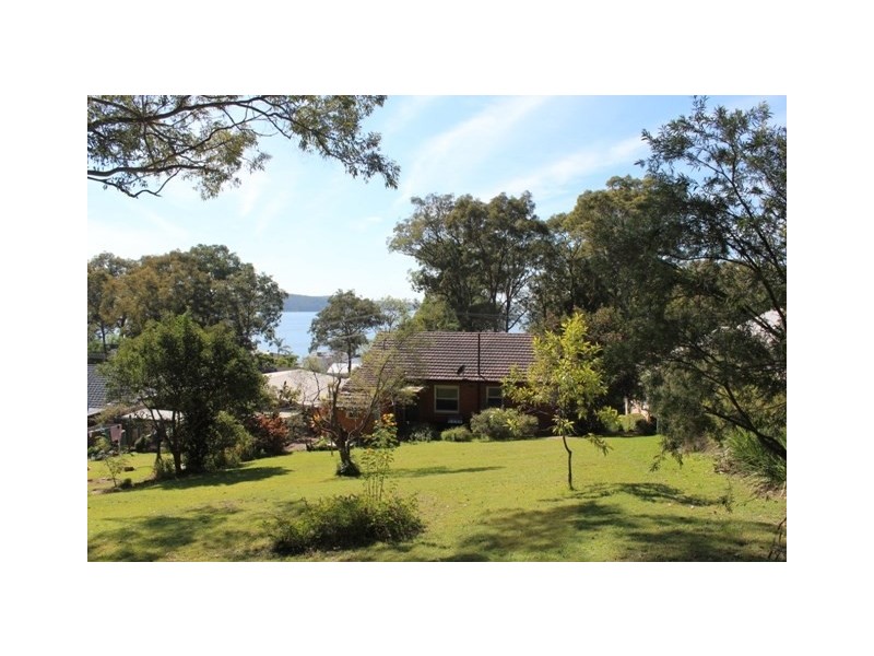 209 Skye Point Road, Coal Point NSW 2283