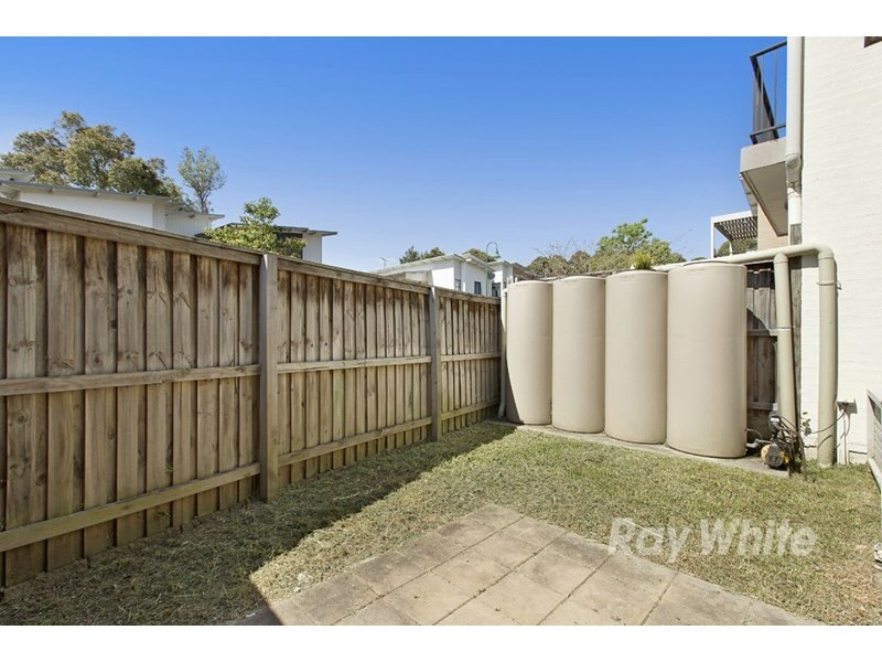 18 Kestrel Circuit, Shortland NSW 2307