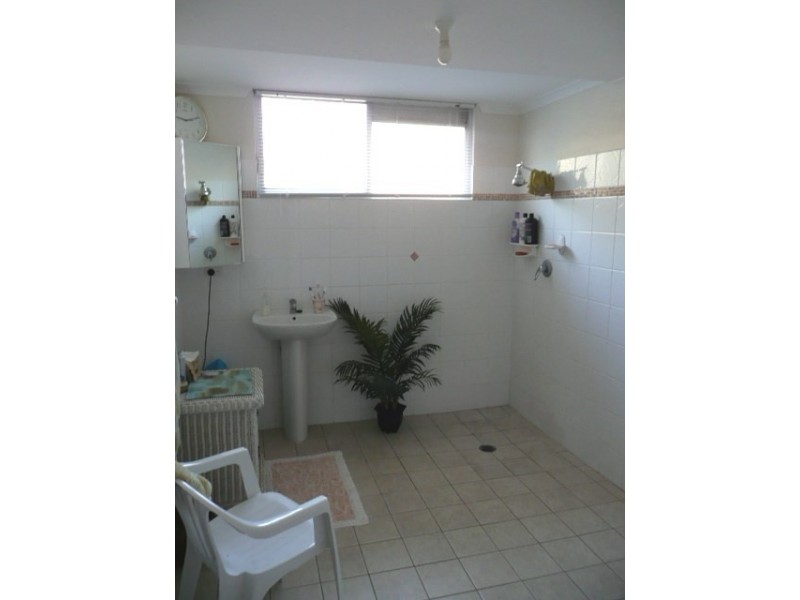 5 Laycock Street, Carey Bay NSW 2283