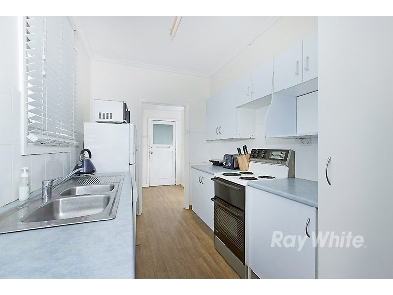 31 Ambrose Street, Carey Bay NSW 2283
