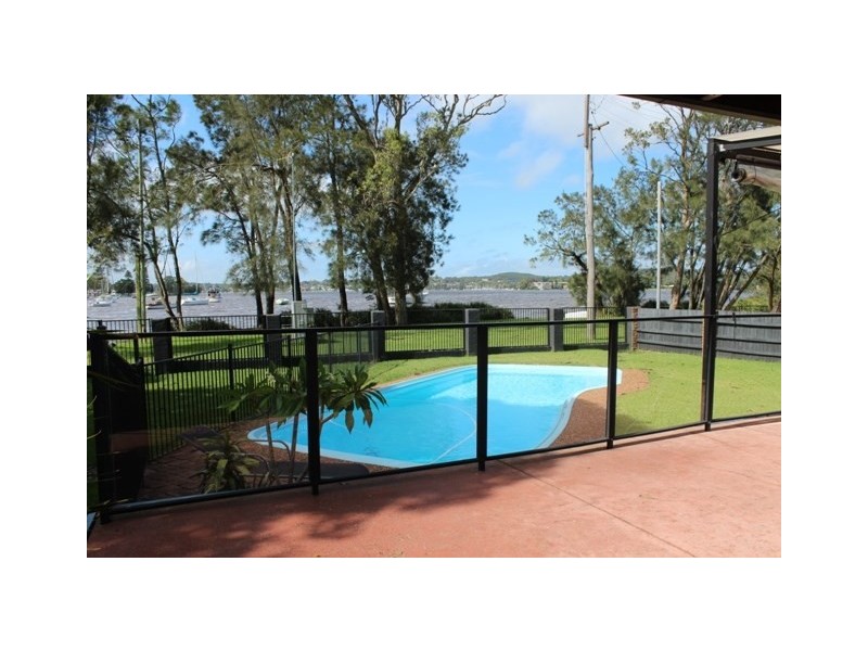 65A Bay Road, Bolton Point NSW 2283