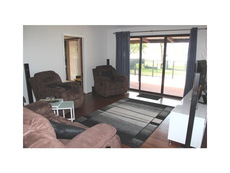 65A Bay Road, Bolton Point NSW 2283