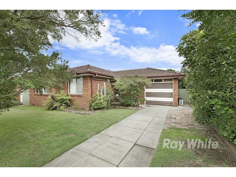 4 Mullard Close, Shortland NSW 2307