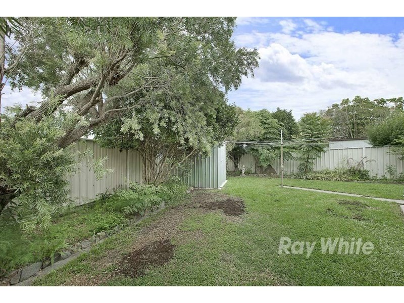 4 Mullard Close, Shortland NSW 2307