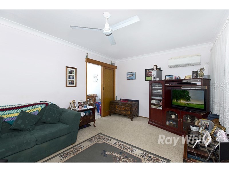 4 Mullard Close, Shortland NSW 2307