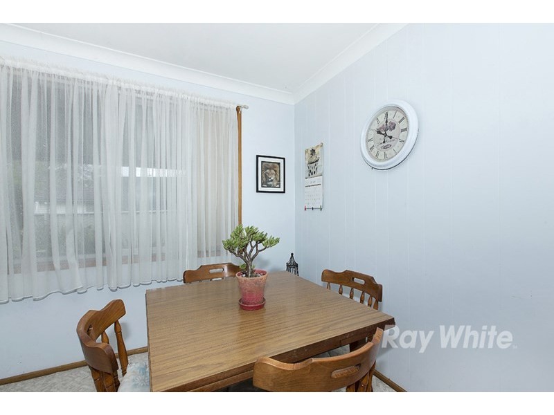 4 Mullard Close, Shortland NSW 2307