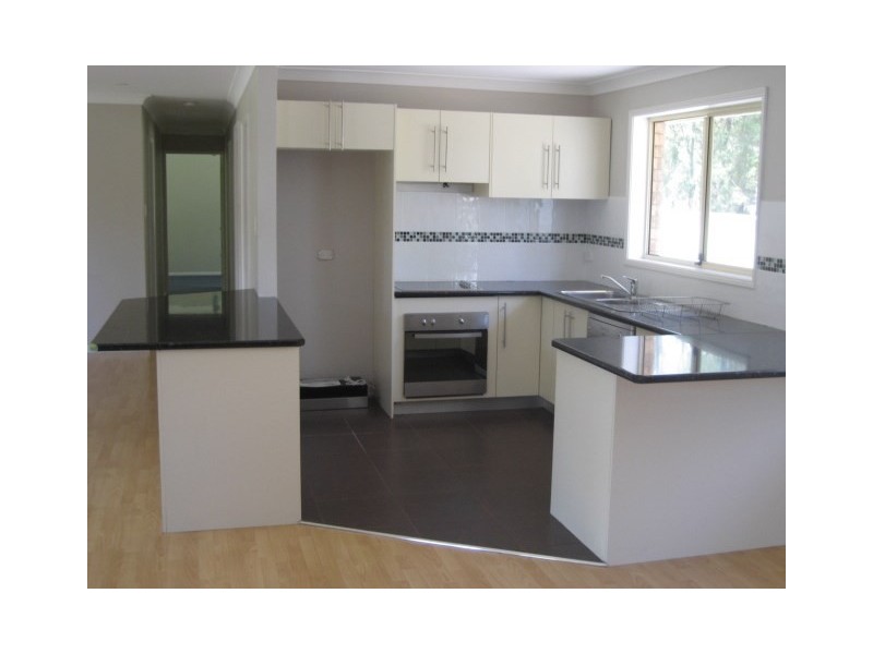 12 Brooks Street, Bonnells Bay NSW 2264