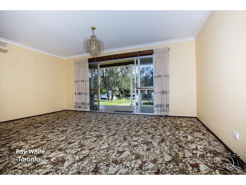 42a Macquarie Road, Fennell Bay NSW 2283