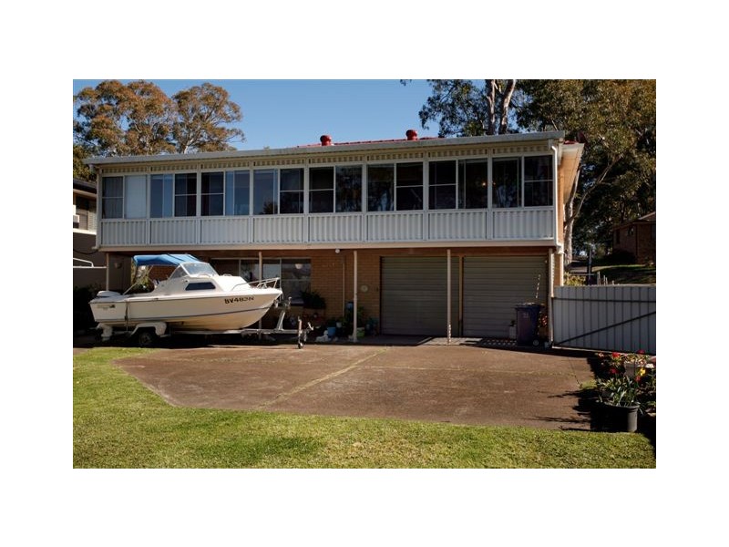 33 Southampton Avenue, Buttaba NSW 2283