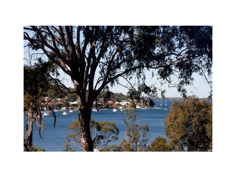 33 Southampton Avenue, Buttaba NSW 2283