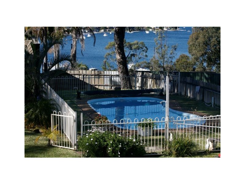 33 Southampton Avenue, Buttaba NSW 2283