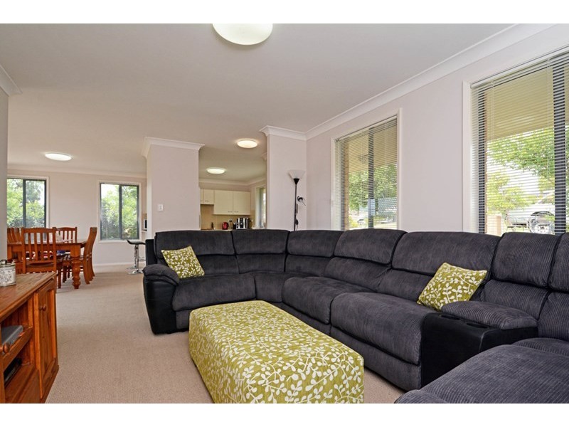2 Rhubina Way, Buttaba NSW 2283