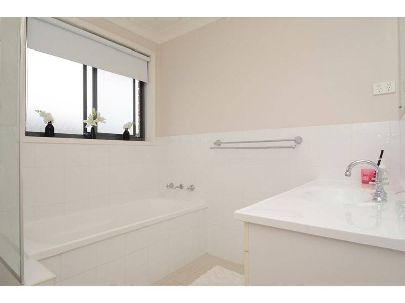 2 Rhubina Way, Buttaba NSW 2283