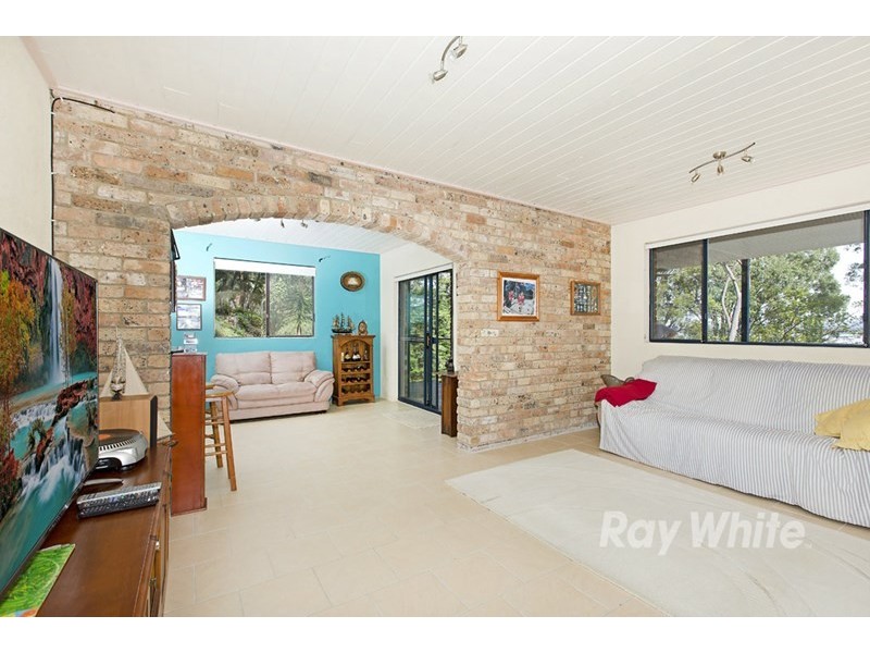 108 Beach Road, Wangi Wangi NSW 2267