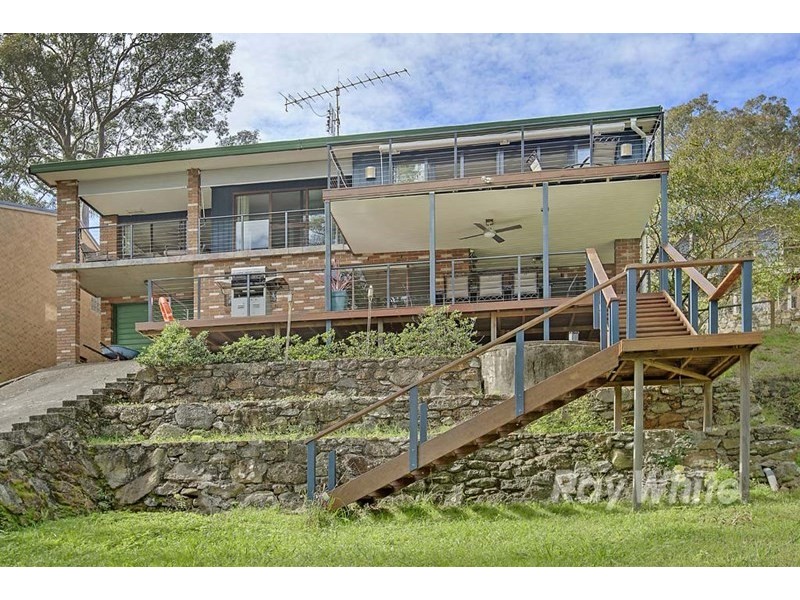 108 Beach Road, Wangi Wangi NSW 2267