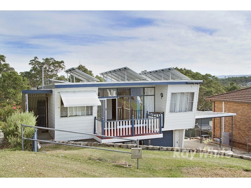 7 Crescent Road, Wangi Wangi NSW 2267