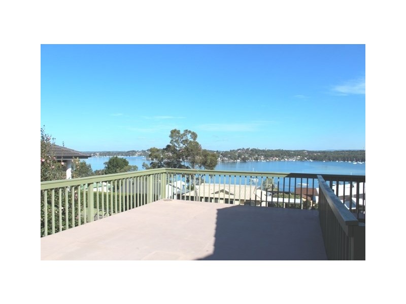 75 Alkrington Avenue, Fishing Point NSW 2283