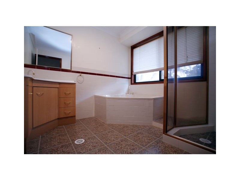 8 Starboard Close, Rathmines NSW 2283