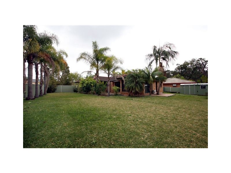 8 Starboard Close, Rathmines NSW 2283