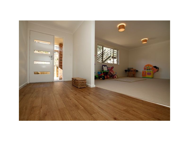 66 Alkrington Avenue, Fishing Point NSW 2283