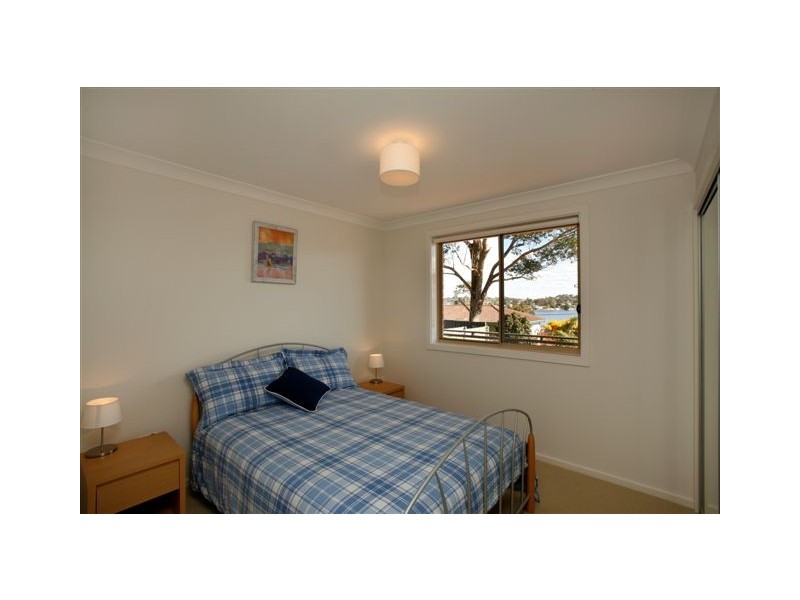 66 Alkrington Avenue, Fishing Point NSW 2283