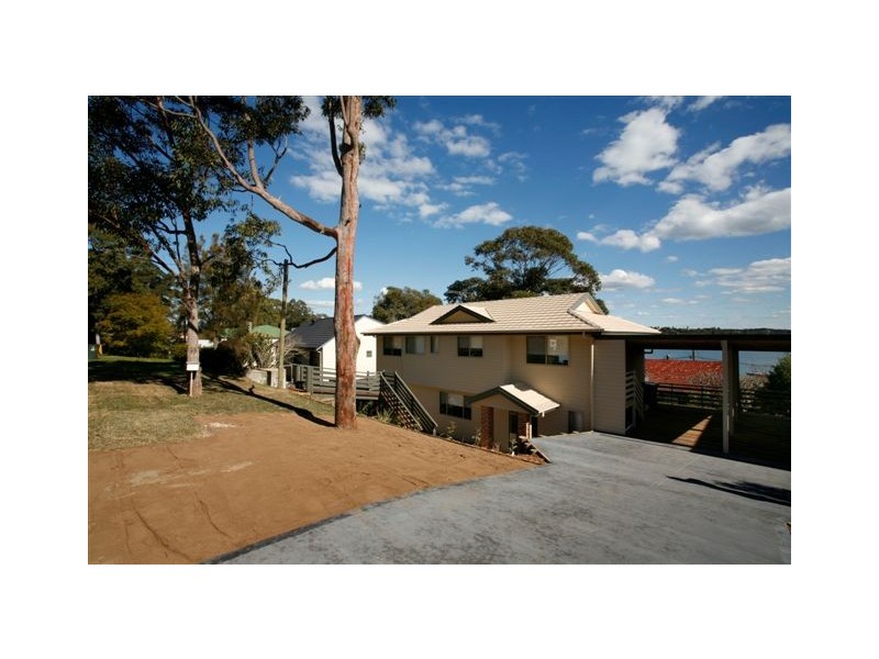 66 Alkrington Avenue, Fishing Point NSW 2283