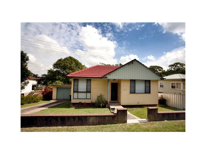 279 Main Road, Fennell Bay NSW 2283