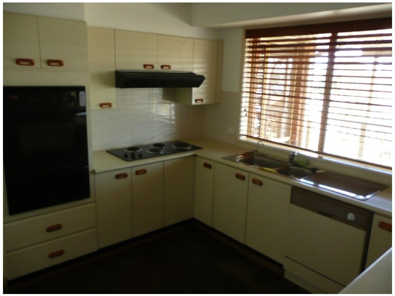 41 Alkrington Avenue, Fishing Point NSW 2283