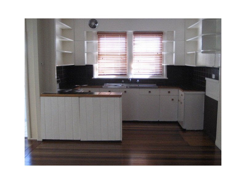 389 Coal Point Road, Coal Point NSW 2283