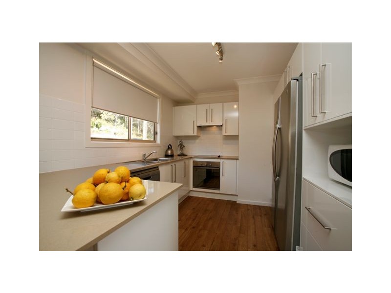 66 Alkrington Avenue, Fishing Point NSW 2283