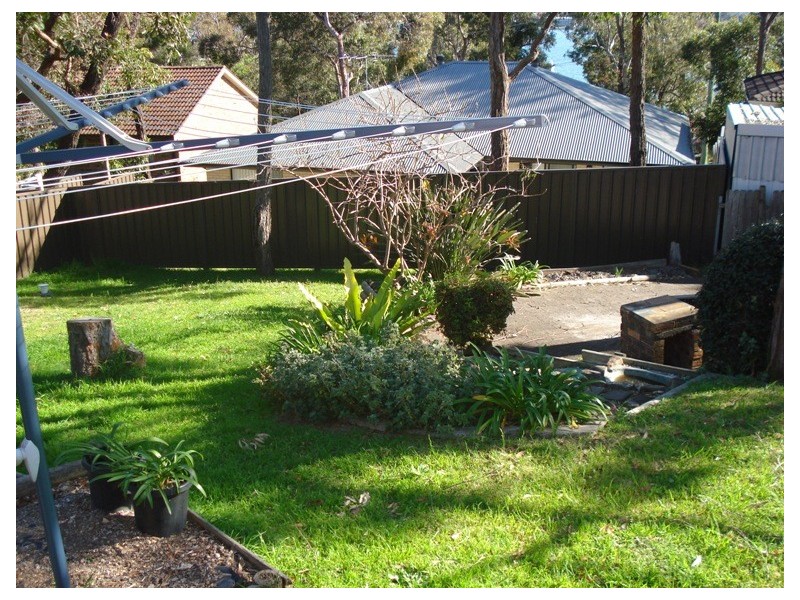 17 Bolton Close, Bolton Point NSW 2283