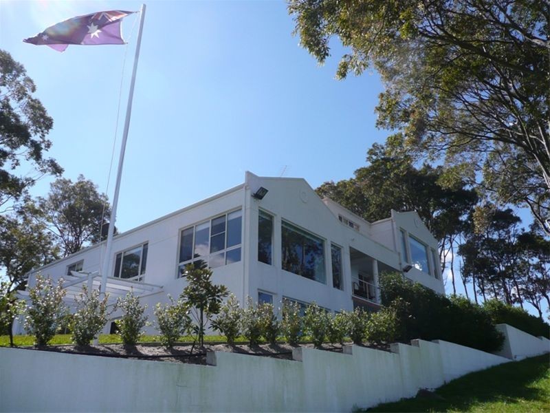 4 Wattle Street, Bolton Point NSW 2283