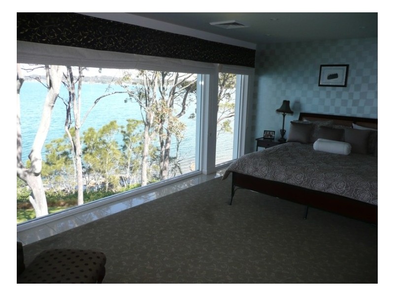 4 Wattle Street, Bolton Point NSW 2283