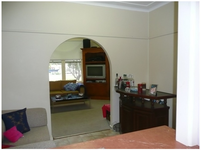 1a Barry Street, Arcadia Vale NSW 2283